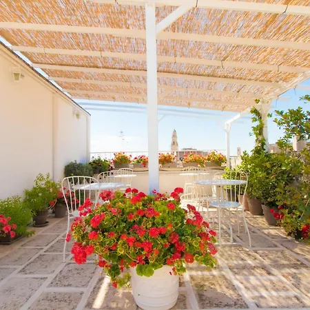 فندق مبيت وإفطار And So