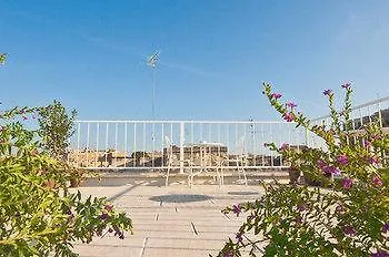 فندق مبيت وإفطار And So 3*