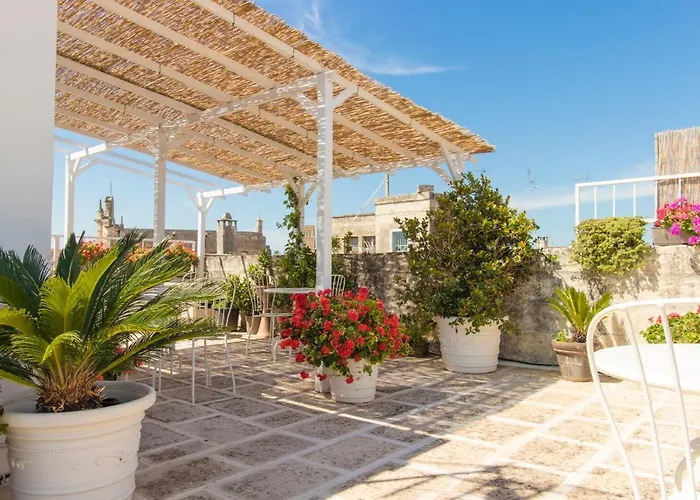 And So לינה וארוחת בוקר לצ'ה