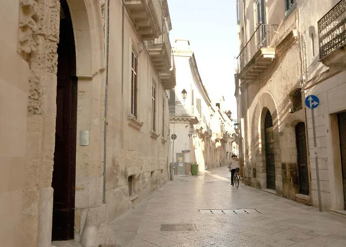 And So לינה וארוחת בוקר לצ'ה