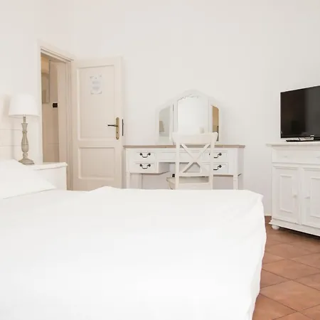 And So Boutique Bed & Breakfast Lecce