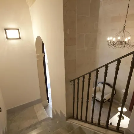 And So Boutique Bed & Breakfast