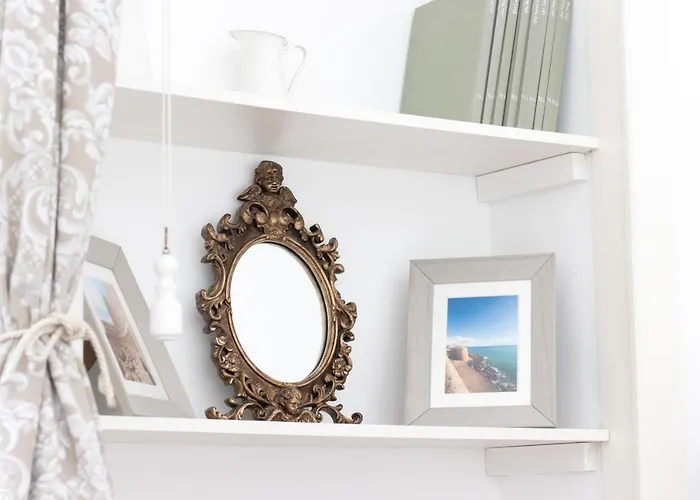 ベッド・アンド・ブレックファスト アンド ソー レッチェ