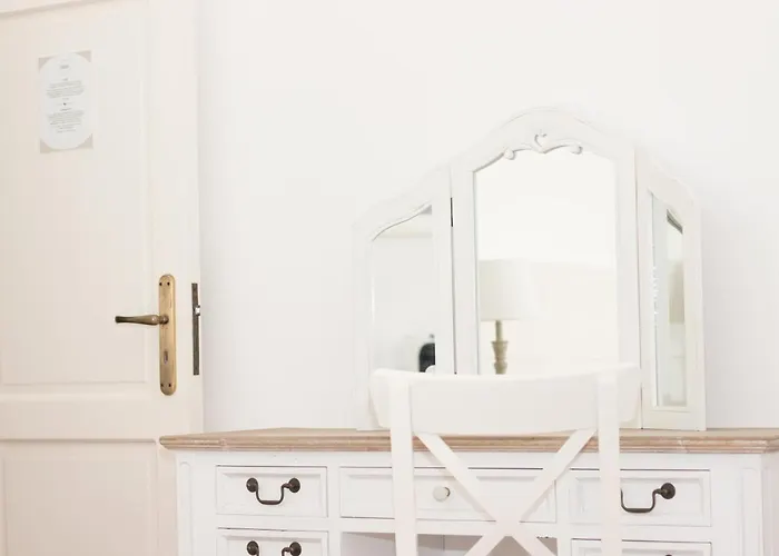 アンド ソー ベッド・アンド・ブレックファスト