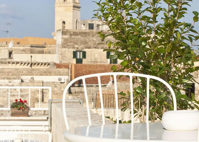 ベッド・アンド・ブレックファスト アンド ソー レッチェ